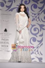 Dia Mirza at Rocky S show for Amby Valley Indian Bridal Week on 29th Oct 2010 (8).JPG